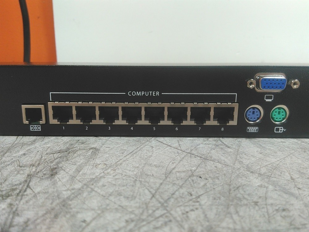 Tripp-Lite B072-008-1 Net Commander 8-Port KVM Switch