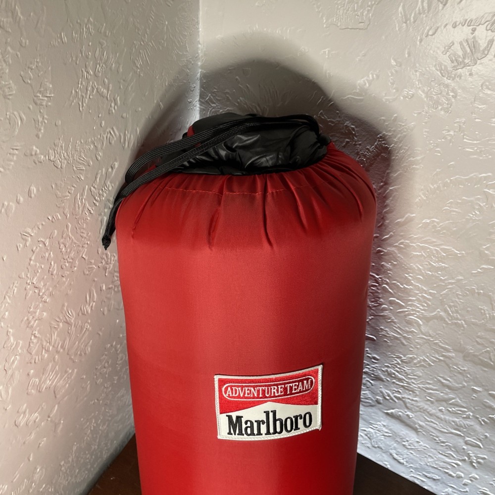 Marlboro Adventure Team sleeping bag