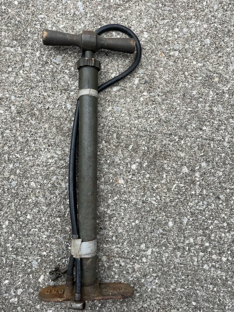 WWII/2 era US Army US and ORD marked tire pump Working