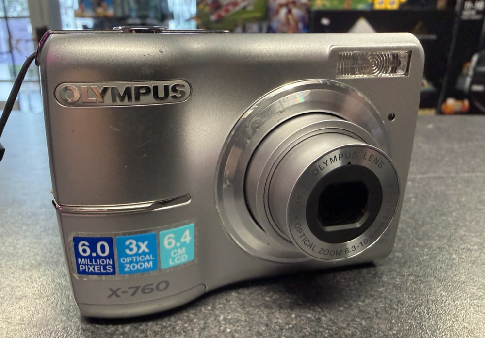 Olympus Digital Camera X-760 6.0MP Silver Tested