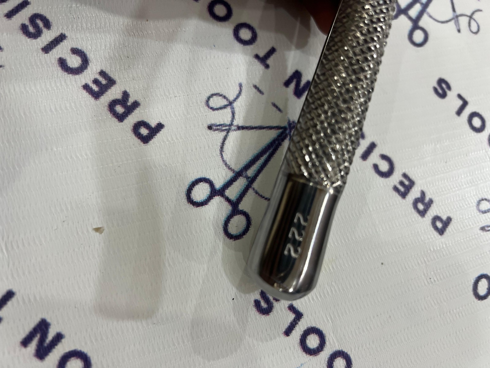 Hu-Friedy #222 Extraction Forceps, Lower Molar