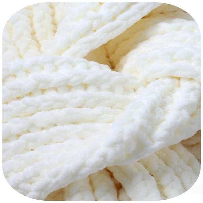 Warm Thick Scarf Knitting Kit - 4pcs Yarn + Knitting Tools + Bear Pattern Acc...