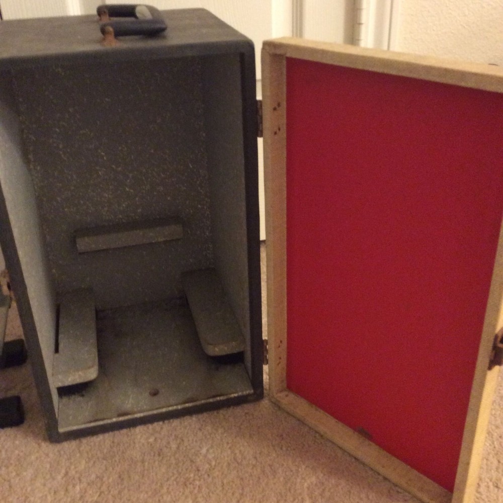 American Optical Company Vintage Microscope w/case