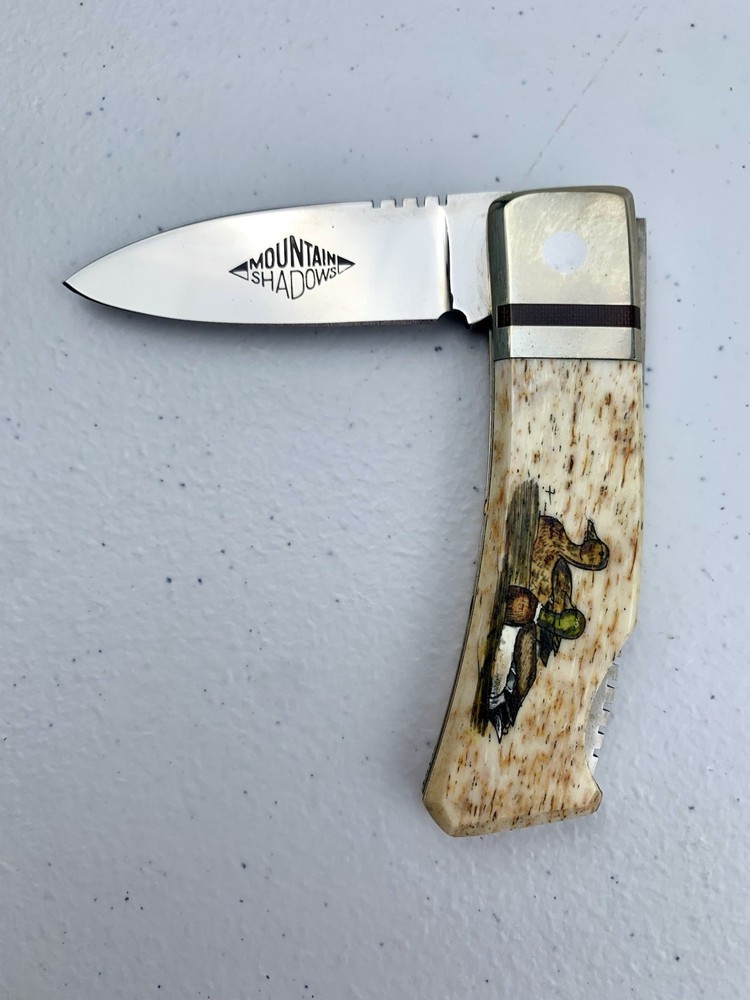 Vintage Precise Mountain Shadows Custom Scrimshaw Lockback Folding Knife