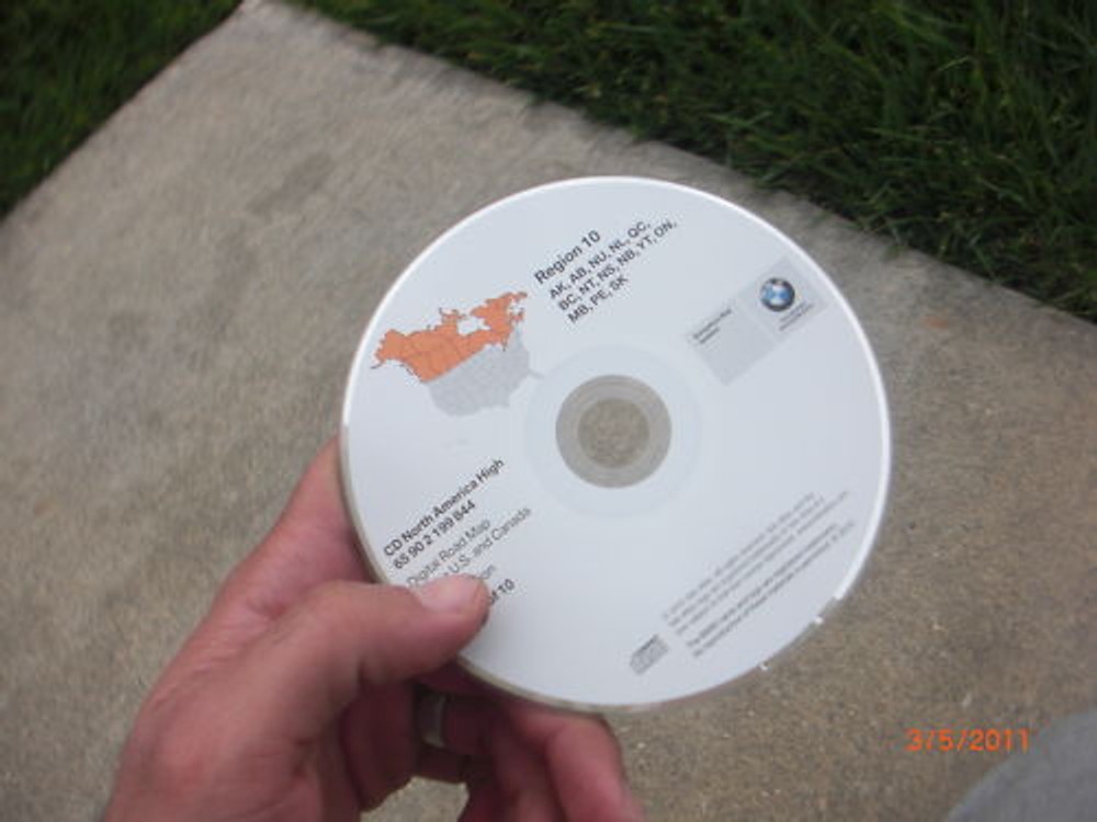 BMW E39 E38 E46 M5 X5 M3 NAVIGATION CD CANADA + ALASKA