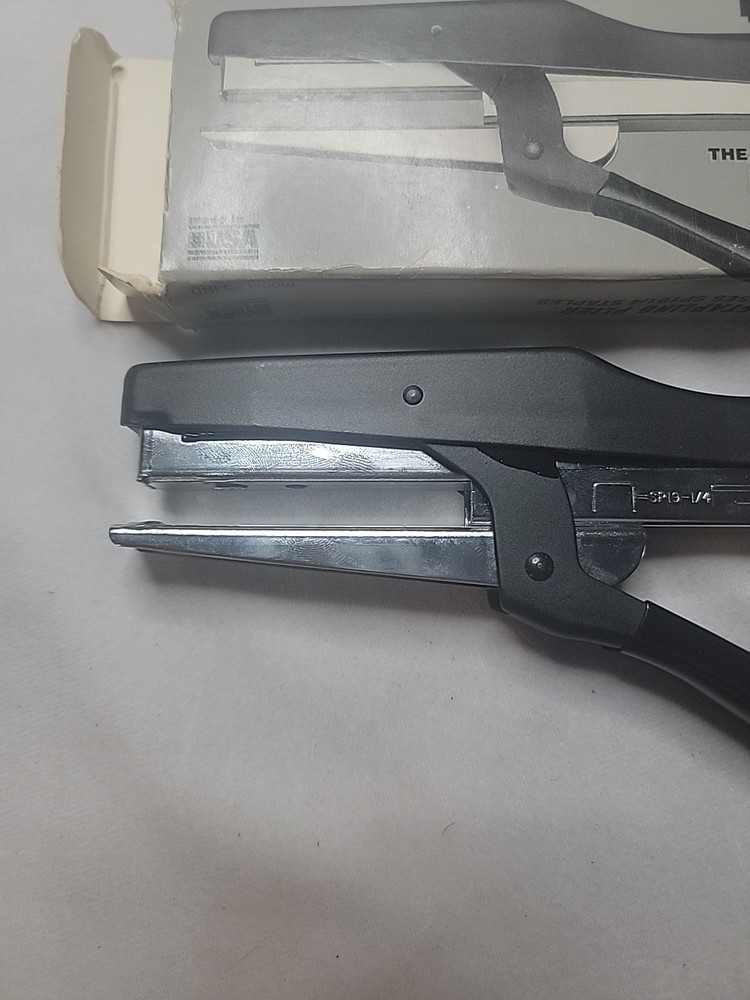 Bostitch Python Stapling Plier P3-IND