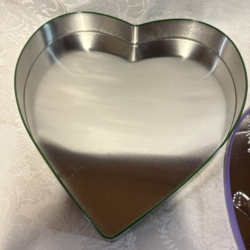 Wicked Valentine Tin featuring Elphaba & Glinda Empty Universal Studio 2025