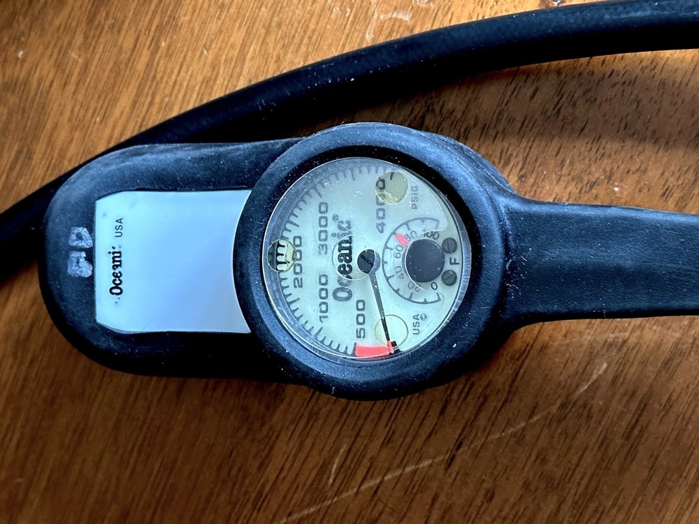 Oceanic Alpha 3 Regulator Set. First Stage + Second Stage x2 + Octo + Gauges