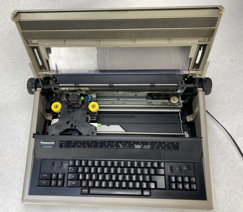 DEFECTIVE Panasonic KXE7000 Electric Typewriter G3D