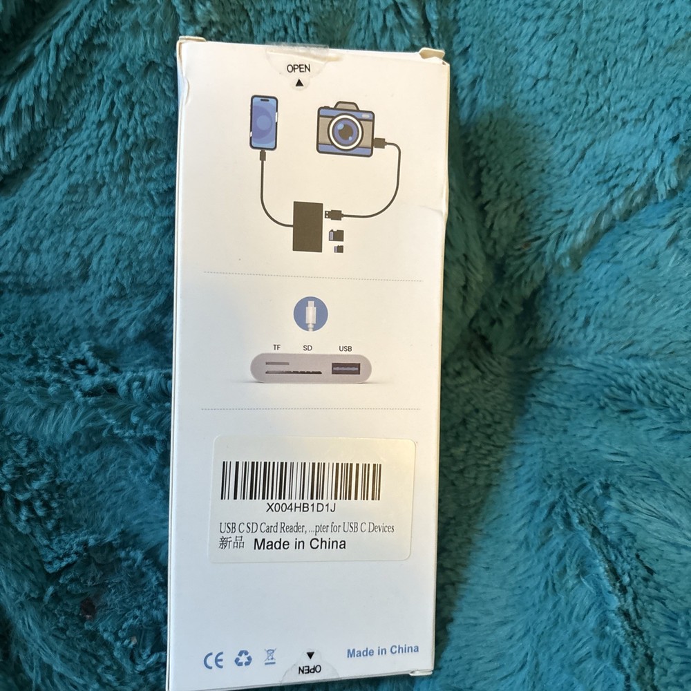 Lightning to SD/TF Card Camera Reader Adapter for iPhone/iPad – New