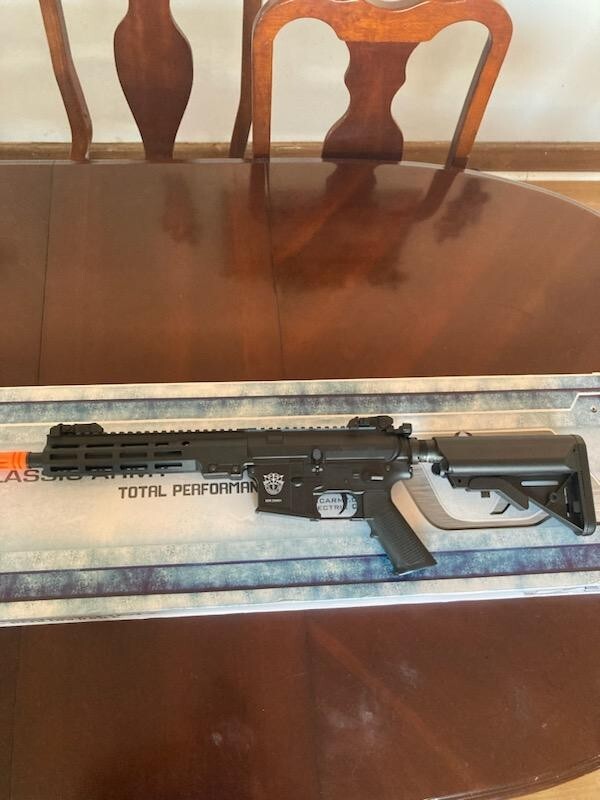 Airsoft M4 Classic Army