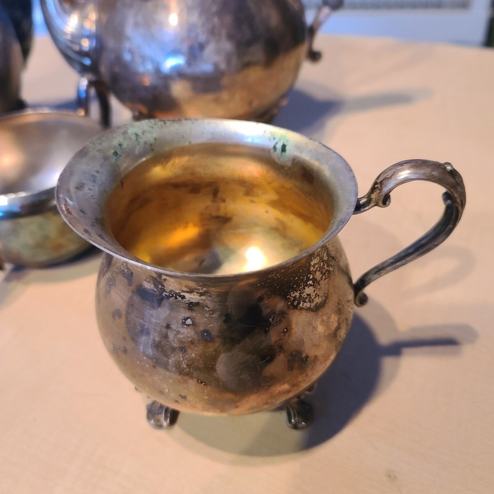 Sheridan Silverplate Tea Pot and Cups Set