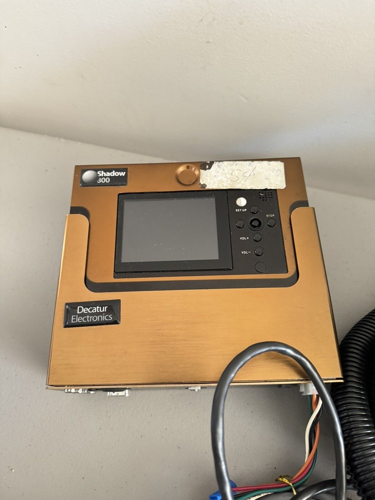 (2) DECATUR ELECTRONICS SHADOW 800 IN CAR VIDEO SYSTEMS 4 Cameras