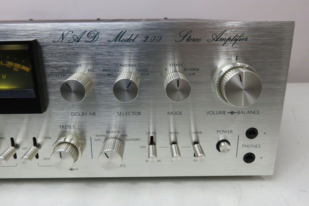 NAD 200 INTEGRATED AMPLIFIER ( AMP ) FULLY SERVICED RECAPPED + LED's