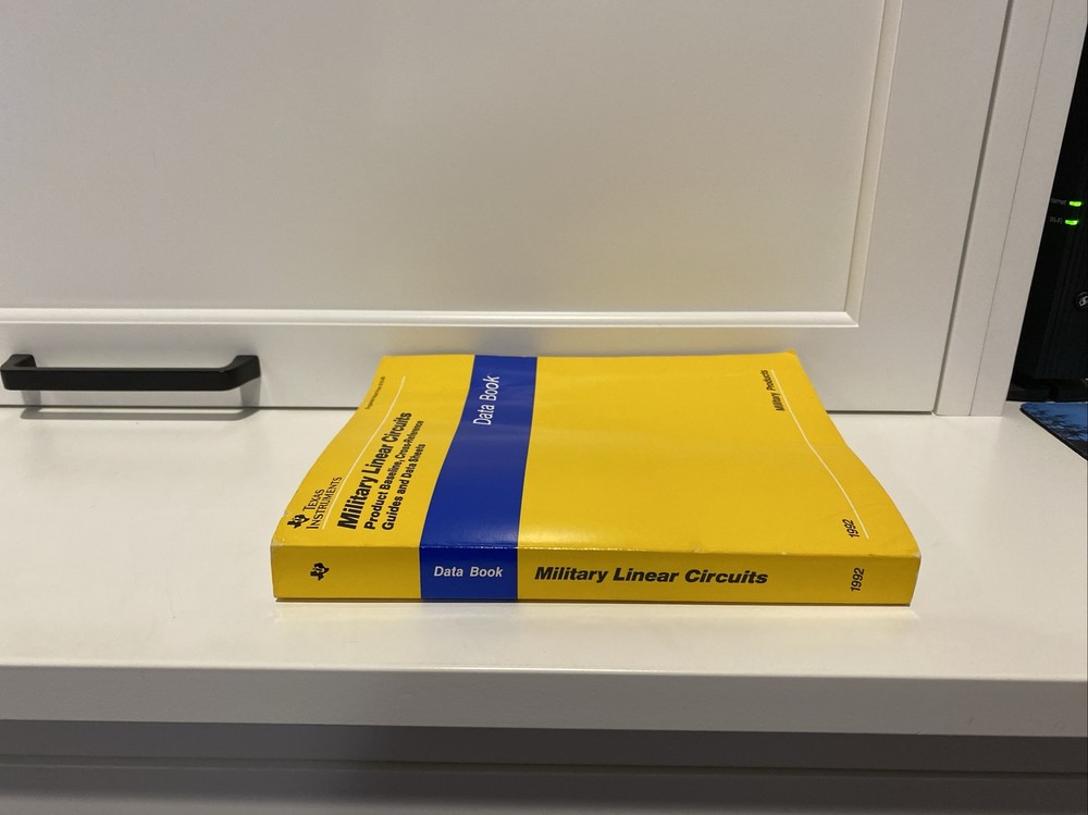 Vtg Texas Instruments Military Linear Circuits Databook 1992 620 pgs EUC