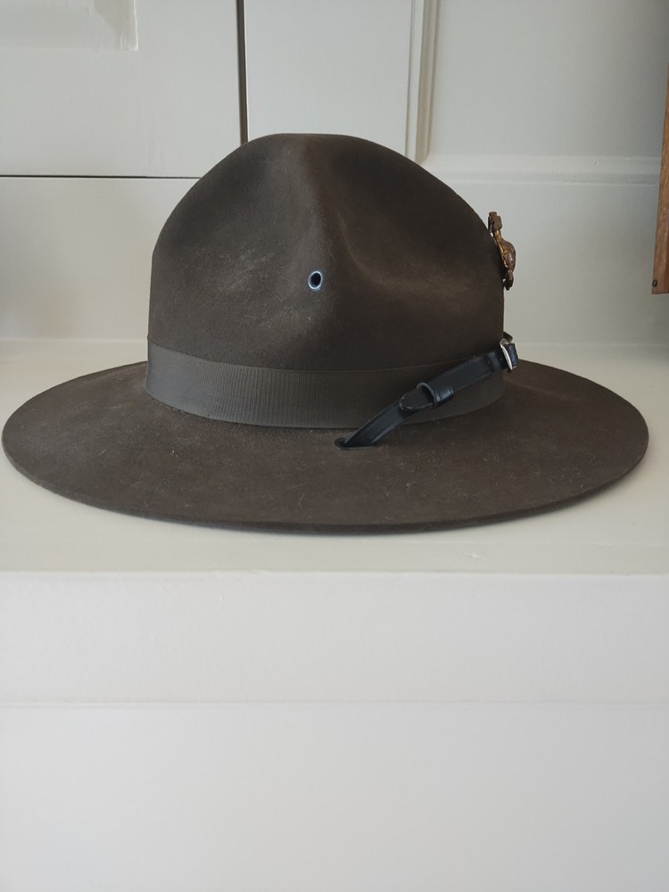 USMC Campaign Hat w/ Eagle Globe Anchor – Drill Instructor Style – Brown Felt