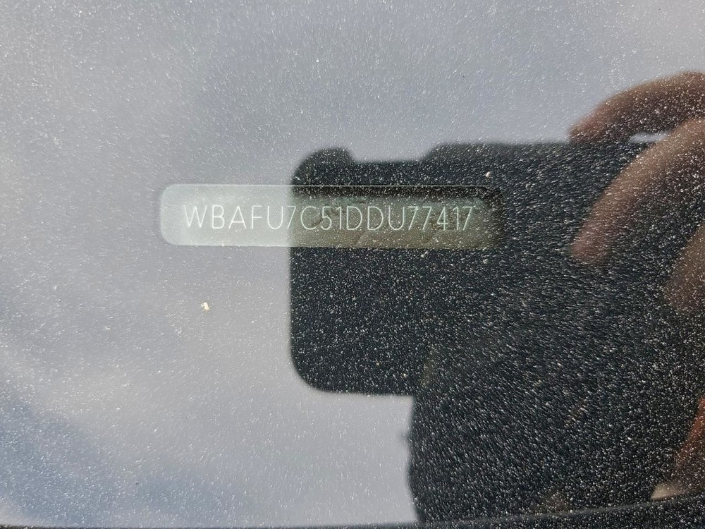 535I 2013 Glove Box 4950951