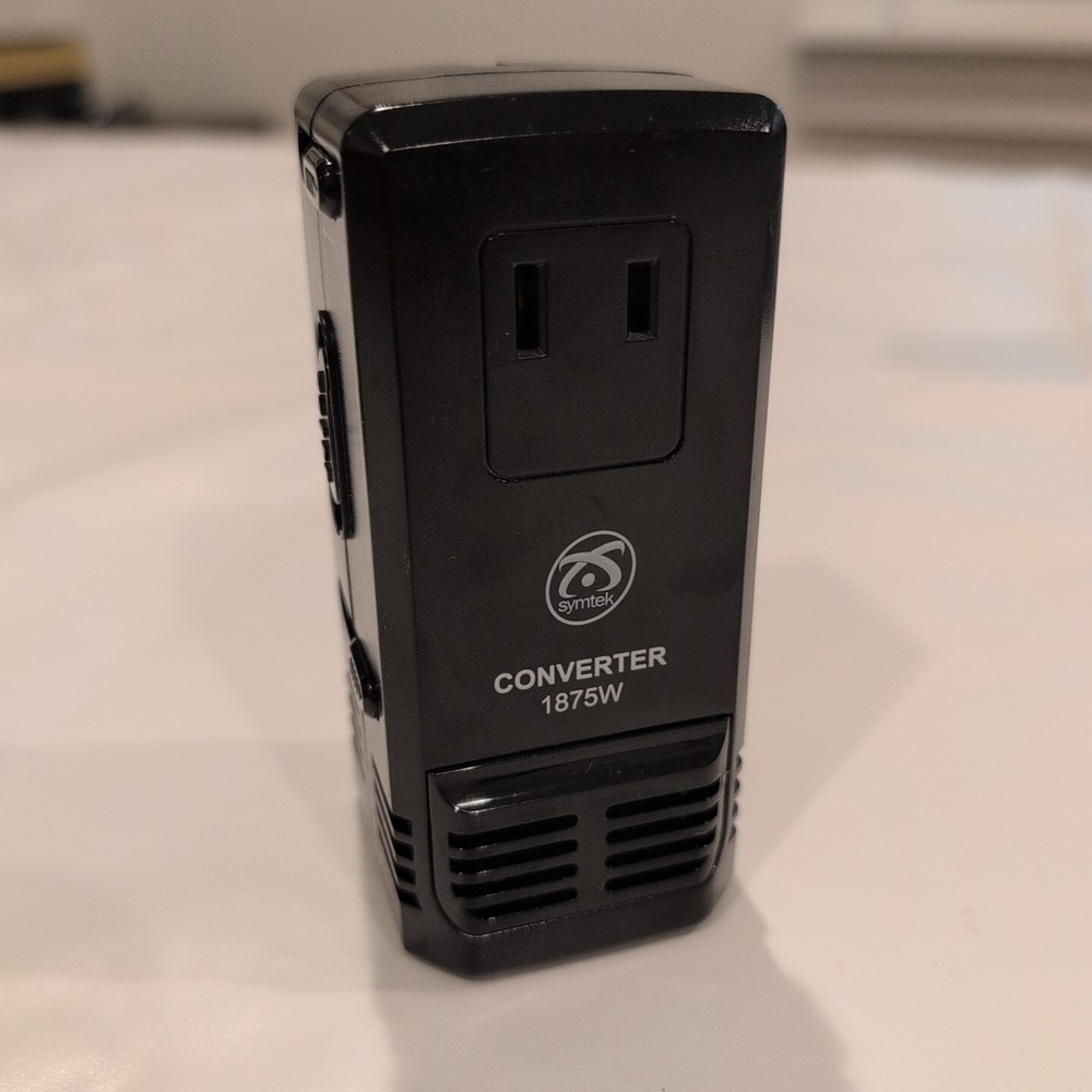 Symtek All-In-One Travel Adapter / Converter