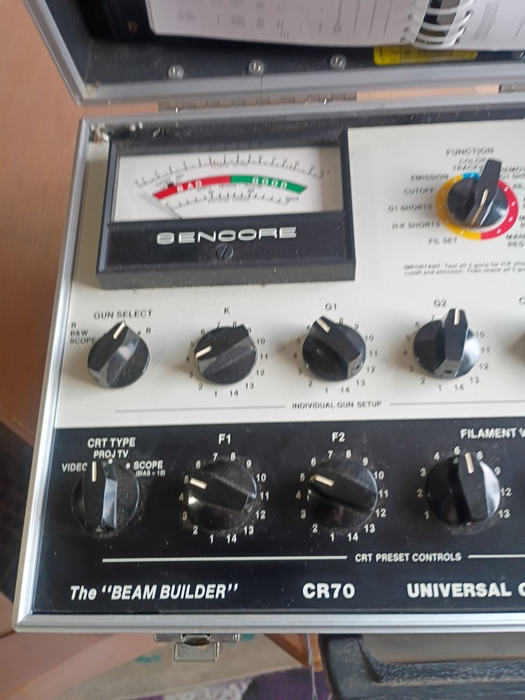 Sencore CR70 Universal CRT Beam Analyzer Rejuvenator POWERS ON UNTESTED As-Is