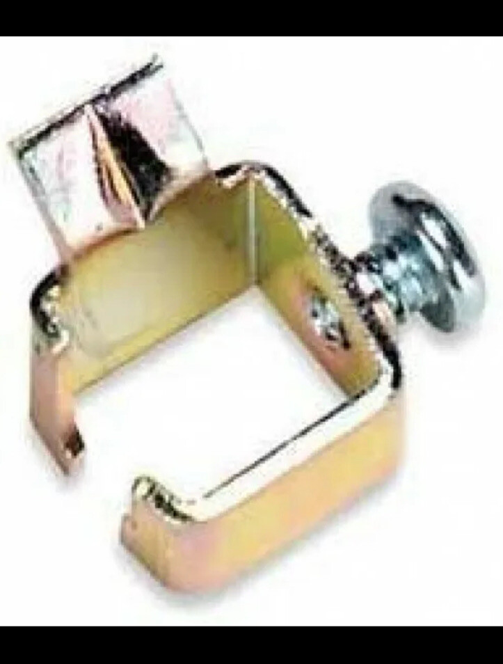 Square D - QO1LO - Handle clamp