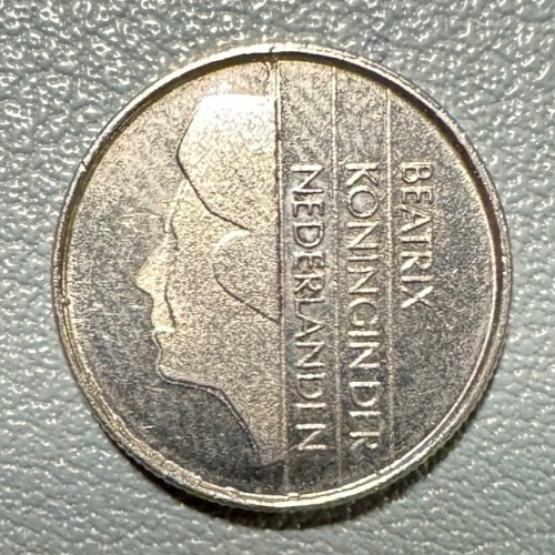 1983 Netherlands 10 Cent coin - Excellent Condition