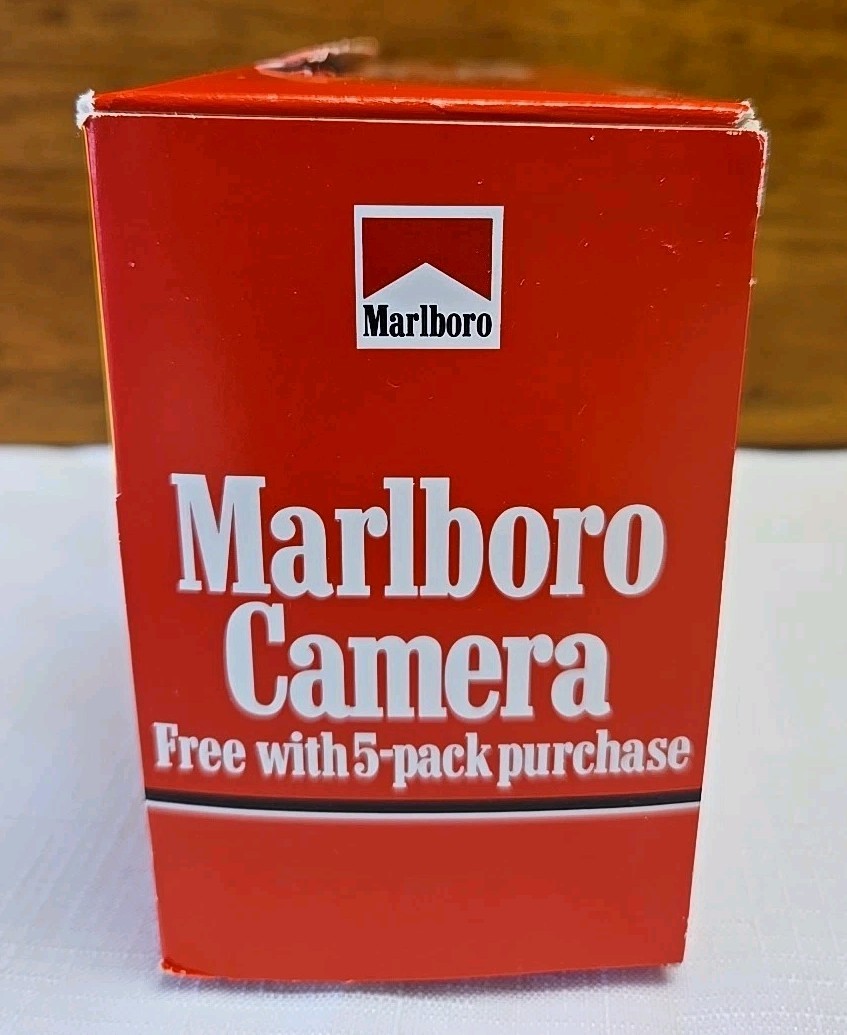 Vintage Marlboro Disposable Camera - With Box no cigarettes 35 mm 27 Exposures
