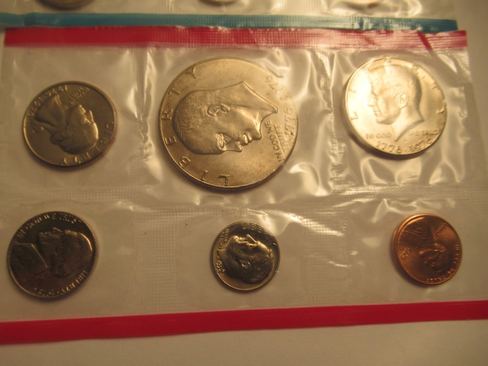 1975 US Mint Uncirculated Set, US Mint Cellophane
