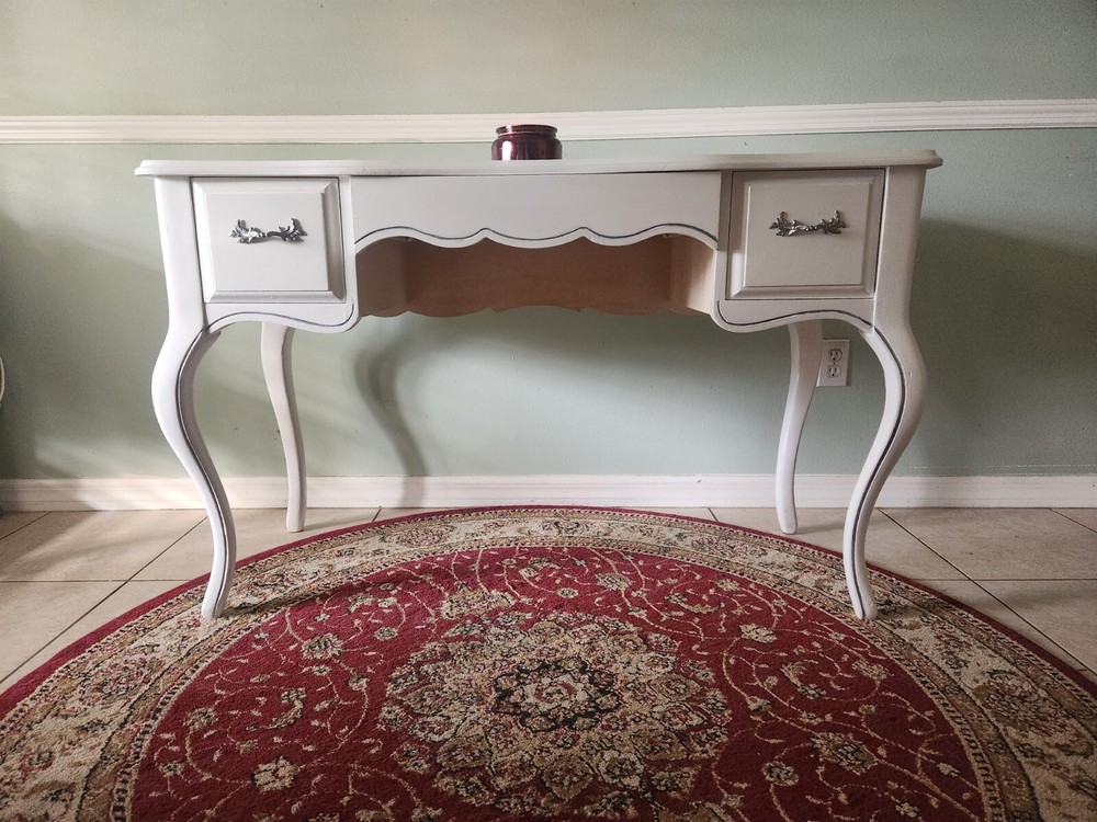 Vintage Desk/vanity
