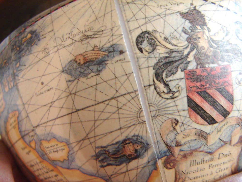 NWT Authentic Models Terrestrial GLOBE w/Compass GL019, 8" Desk Size Model
