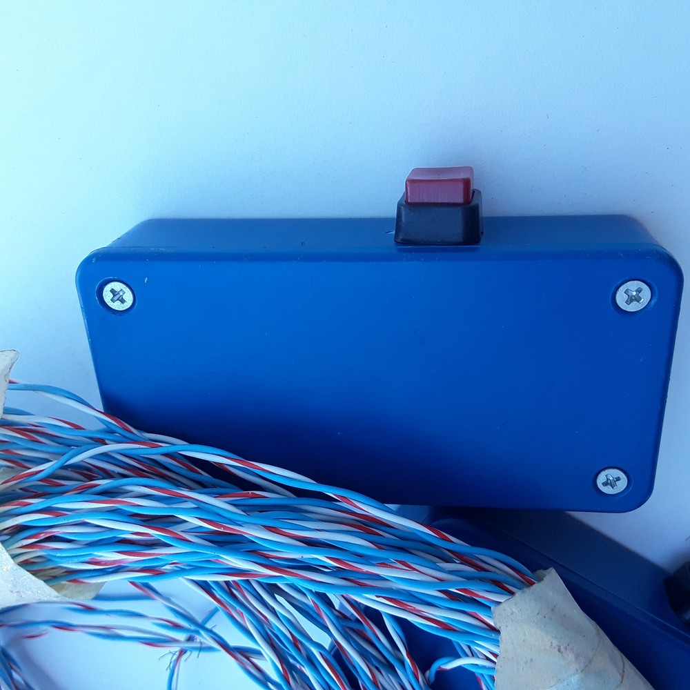 Wirings Wires With 2-Outlets Red Push Button