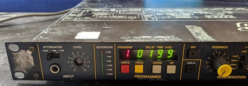 *READ DESCRIPTION* (UNTESTED) Vintage Korg SDD-3000 Programmable Digital Delay