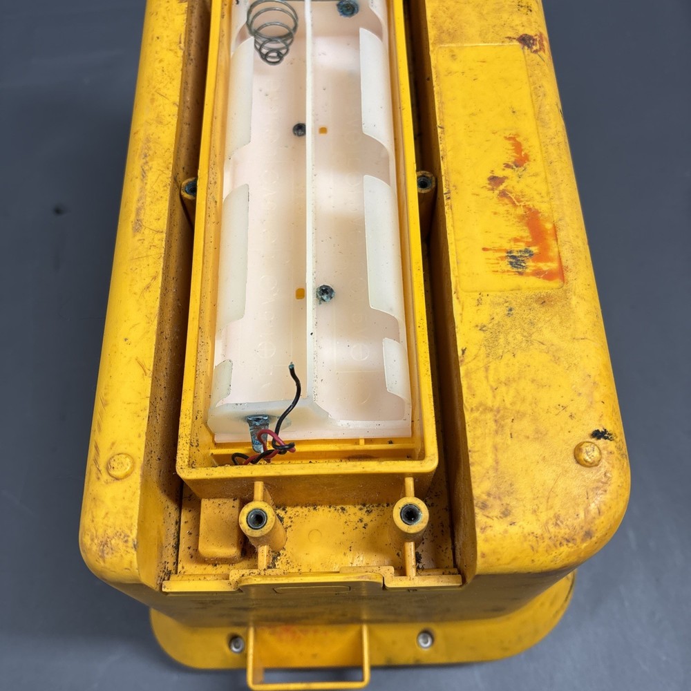 3M Dynatel 2210 Cable Locator
