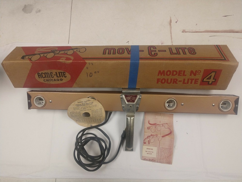 Vintage Acme Lite Mov-E-Lite Camera and Movie Light