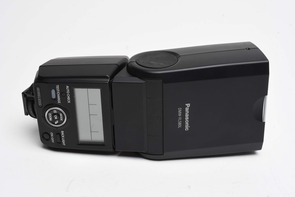 Panasonic Lumix DMW-FL580L Flash w/Diffuser, Filter & Pouch, Mint-