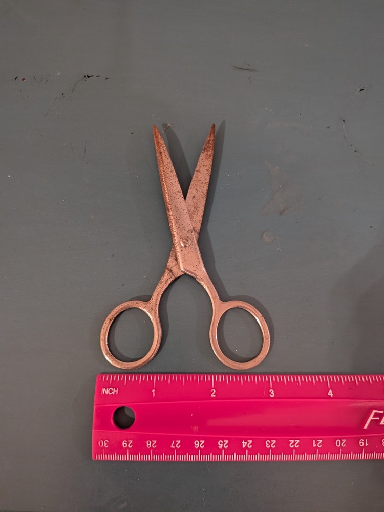💥💥Vintage Scissors 4 3/4"💥💥