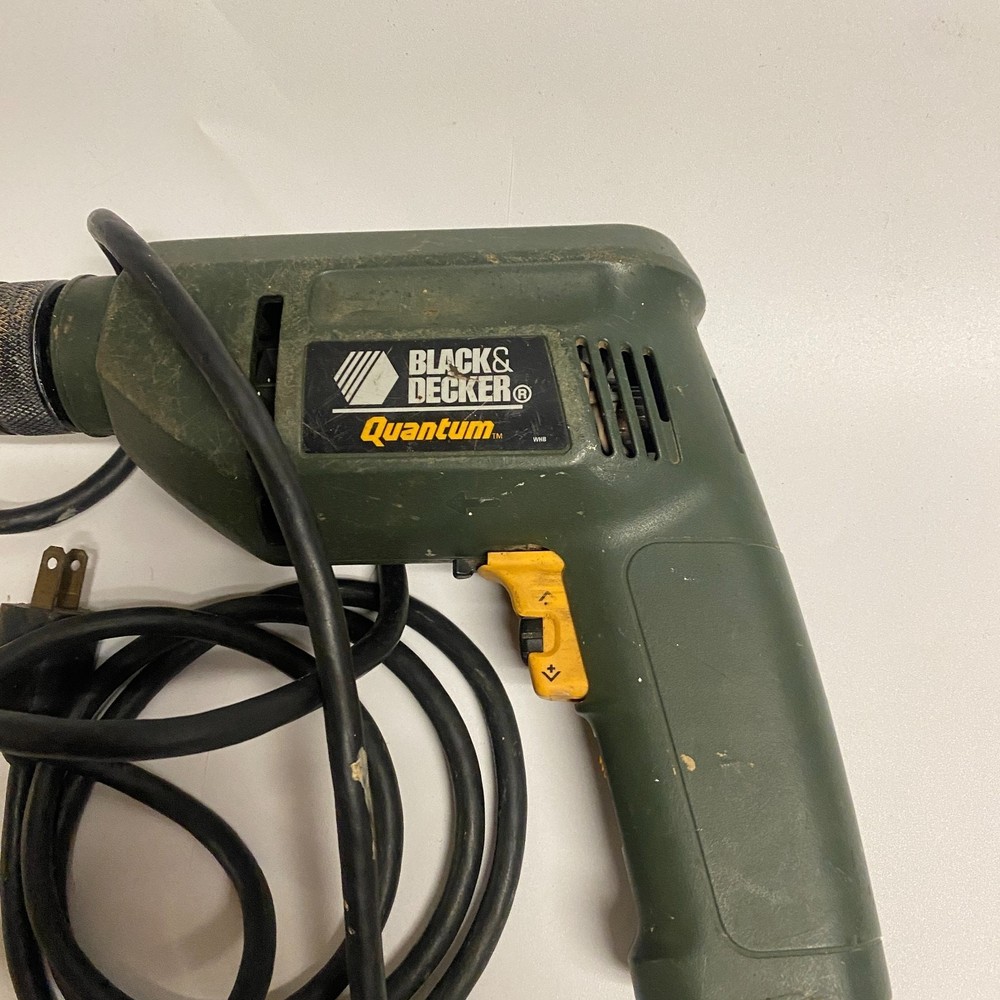 BD1000 Black & Decker Quantum 4 Amp Variable Speed Reversible 3/8 Drill