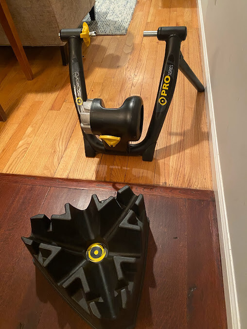 CYCLEOPS INDOOR TRAINER