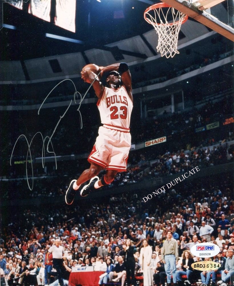 Michael  Jordan  -  8  X  10  Glossy  SIGNED  Photo  Reprint