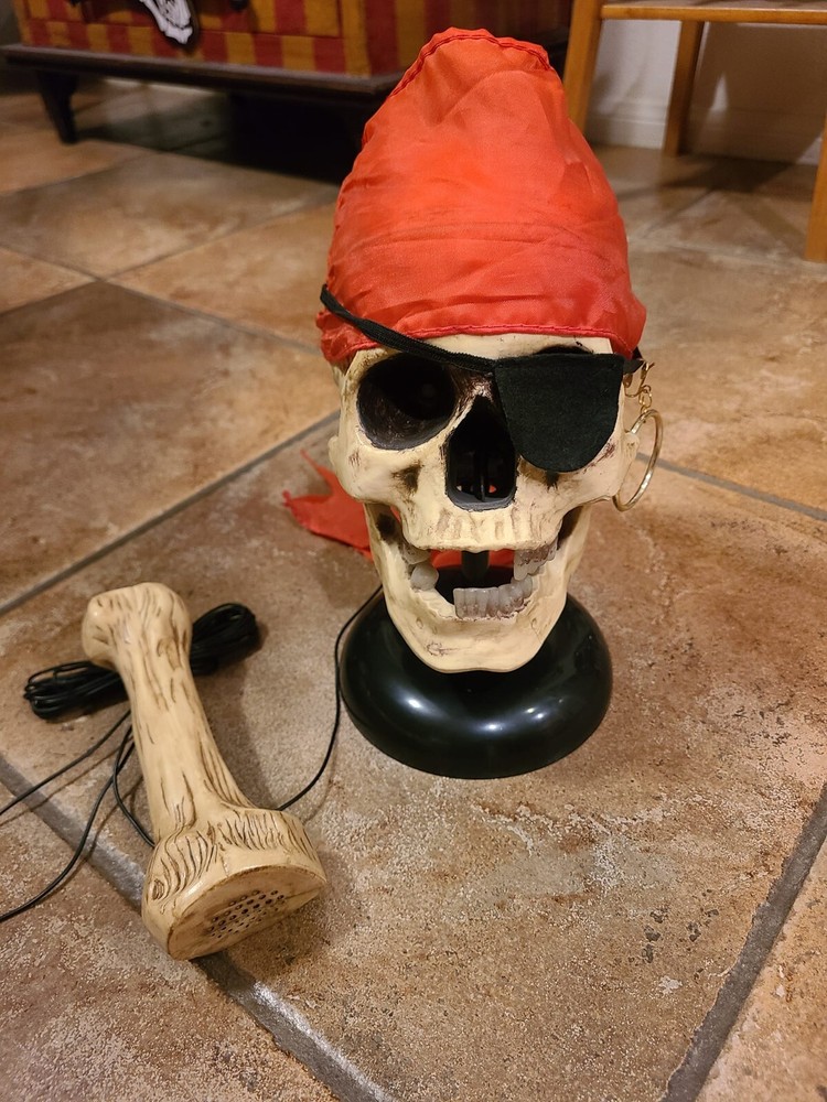Animated Electronic Talking Skull Bizarre Magic Mentalism Tricks