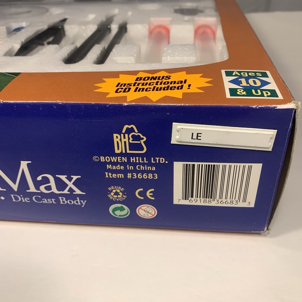 Science Tech Microscope Lab Max 100x–900x Die Cast 67pc Kit Open Box