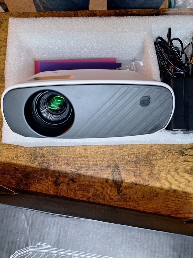 Mini Video Projector, USB HDMI Input