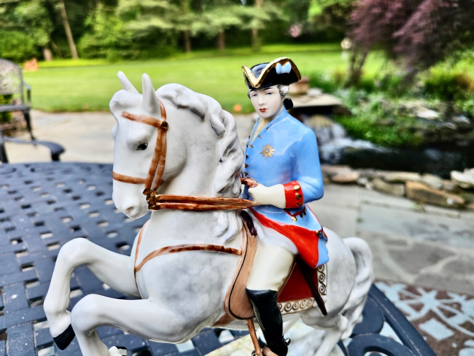 VINTAGE CAPODIMONTE PREUSS DRAGONER 1745 OFFICER ON REARING HORSE