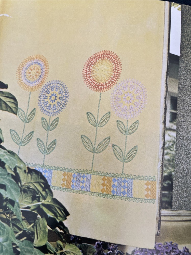 DMC Crochet Thread Pattern Book Curtains-tablecloths-placemats Patterns