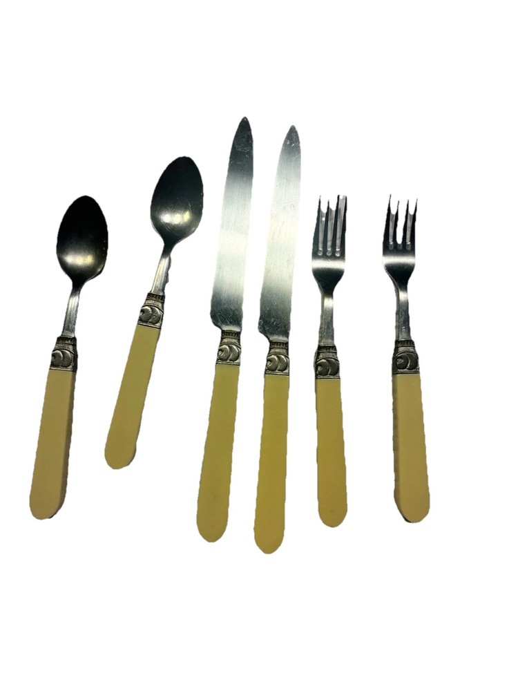 Vintage Bakelite Handled Flatware Set