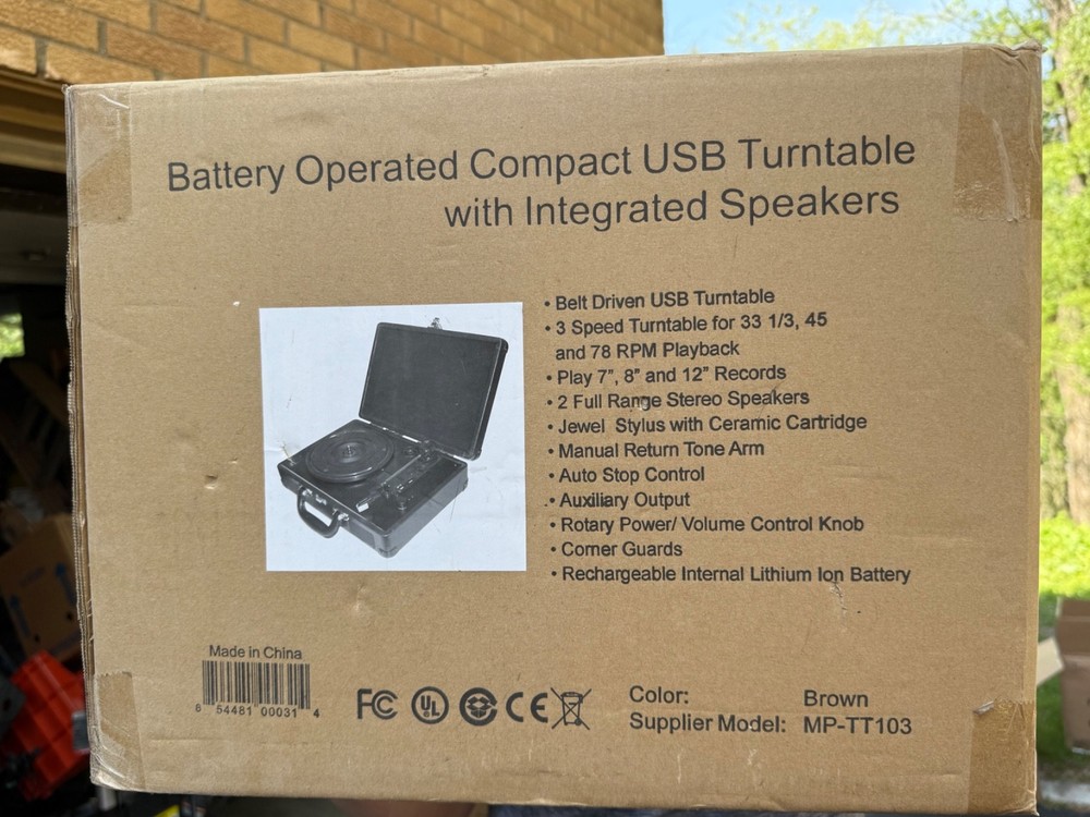 Portable usb rechargeable vinyl record player