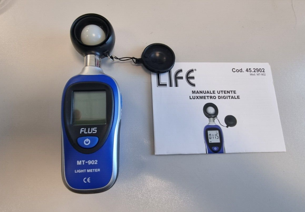 LUXMETRO DIGITALE MT-902
