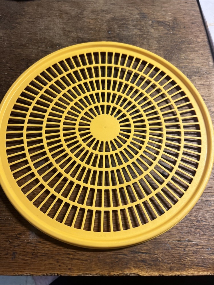 Tupperware Colander Strainer Lid 1836 Yellow