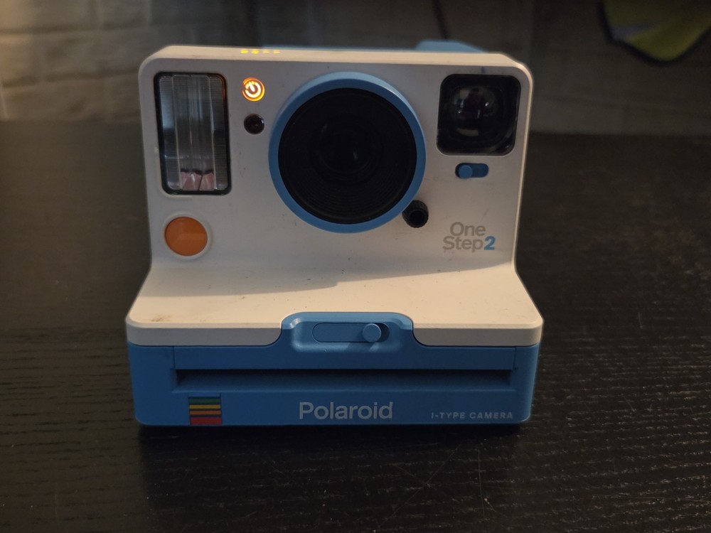 Polaroid One Step 2, Summer Blue, I-Type Camera, Instant Camera TESTED & WORKING