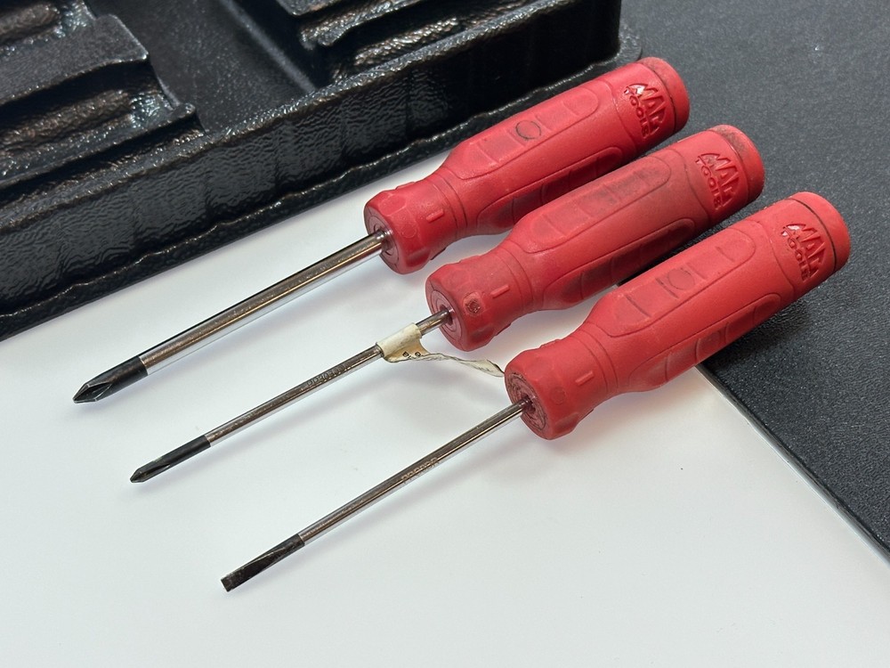 MAC Tools SDP4DR 3pc Precision MAC-GRIP Red Combination Screwdriver Set