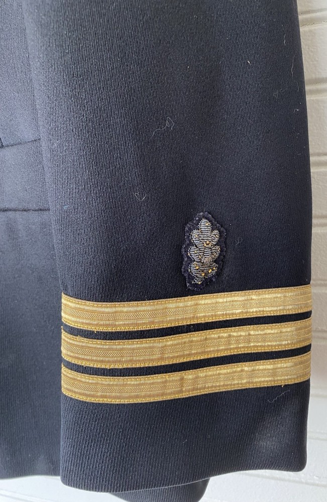 WWII US Navy Commander Supply Corps Dress Blue Jacket Coat Named